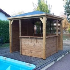 Pool House En Bois Thermo Traité 12,32m² BLUETERM, 1 Paroi Mur Plein, 1 Paroi Ventelles, 2 Parois Comptoirs - HABRITA